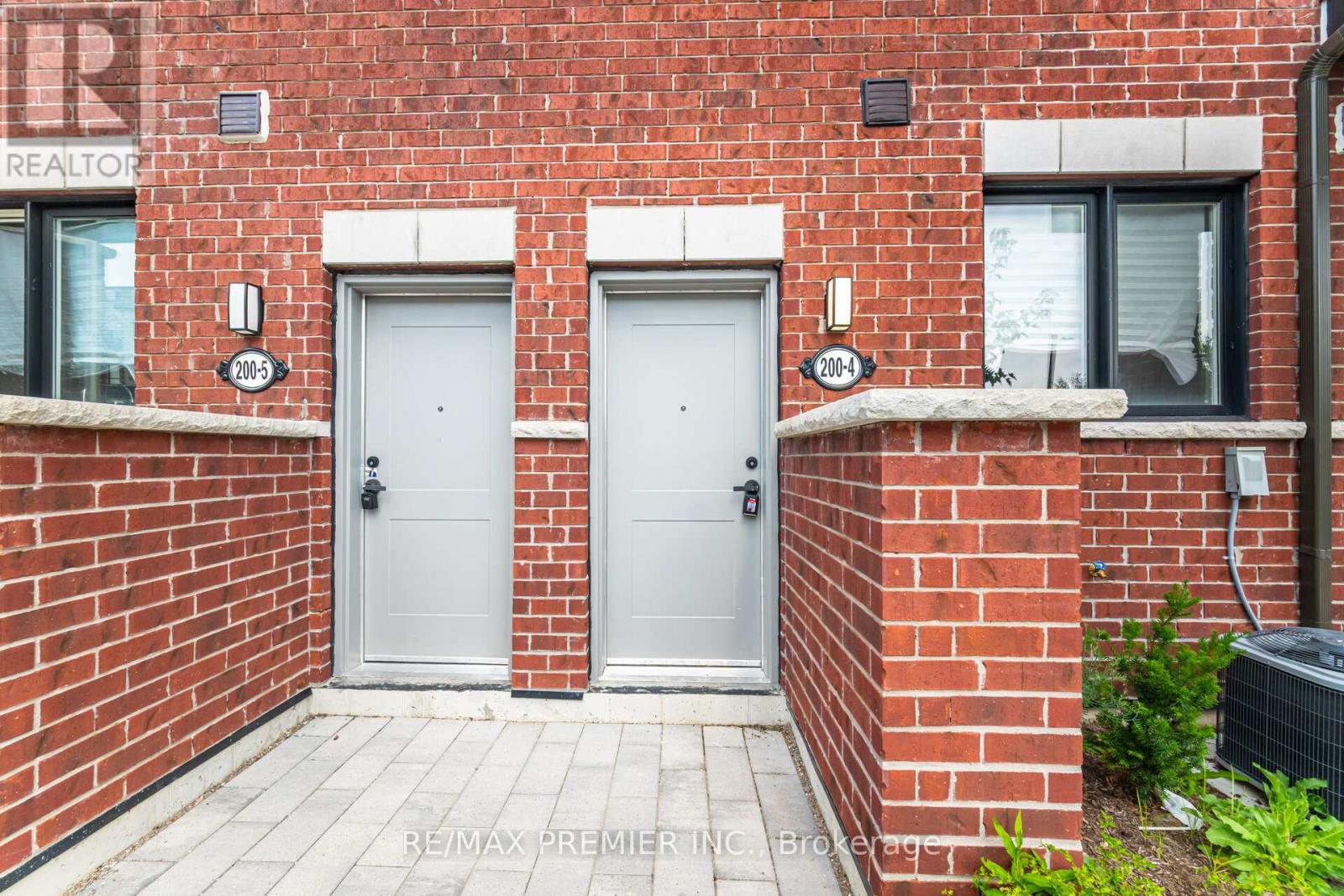 4 - 200 Dissette Street, Bradford West Gwillimbury, Ontario  L3Z 3G8 - Photo 21 - N12275620