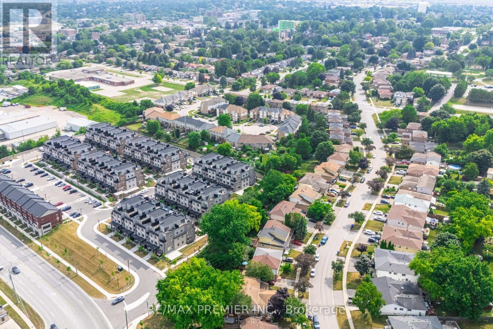 4 - 200 Dissette Street, Bradford West Gwillimbury, Ontario  L3Z 3G8 - Photo 25 - N12275620