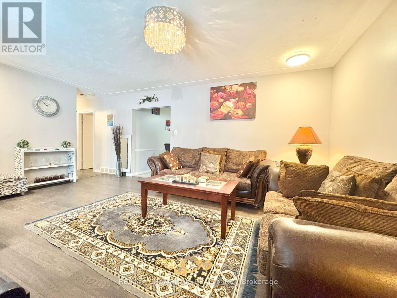 265 Glenridge Drive, Waterloo, Ontario  N2J 3W5 - Photo 19 - X12428614