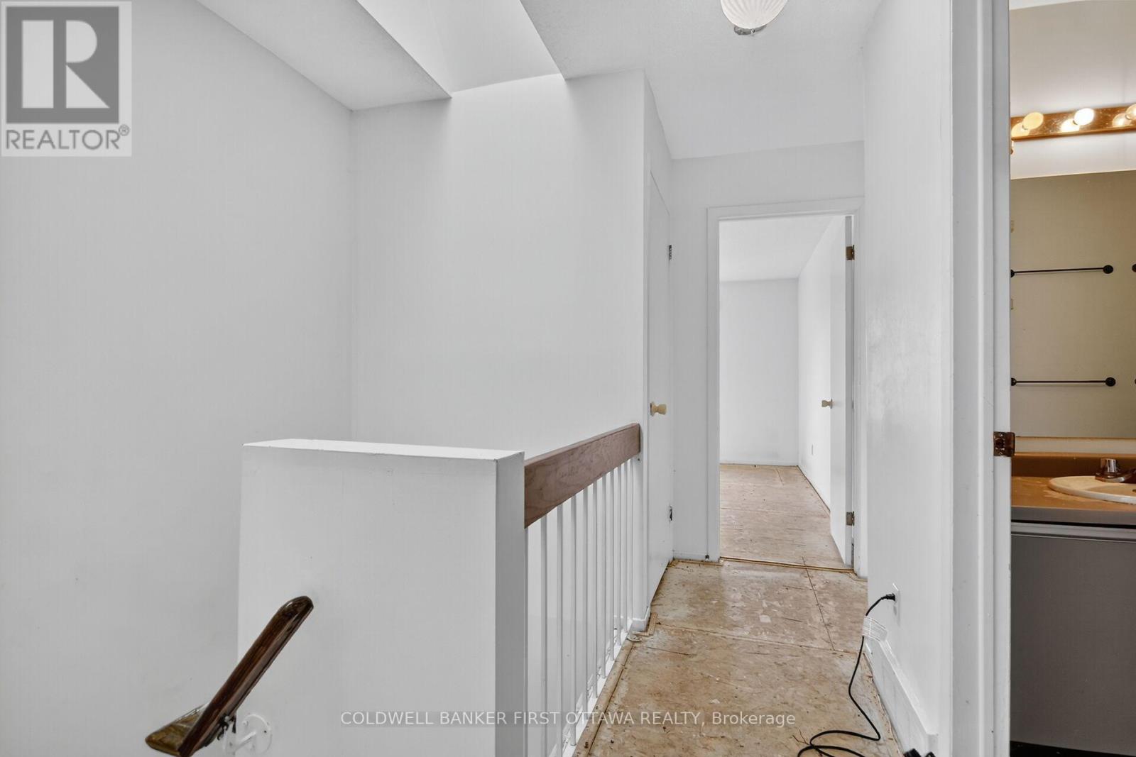 4 Marielle Court, Ottawa, Ontario  K2B 8P4 - Photo 21 - X12430133