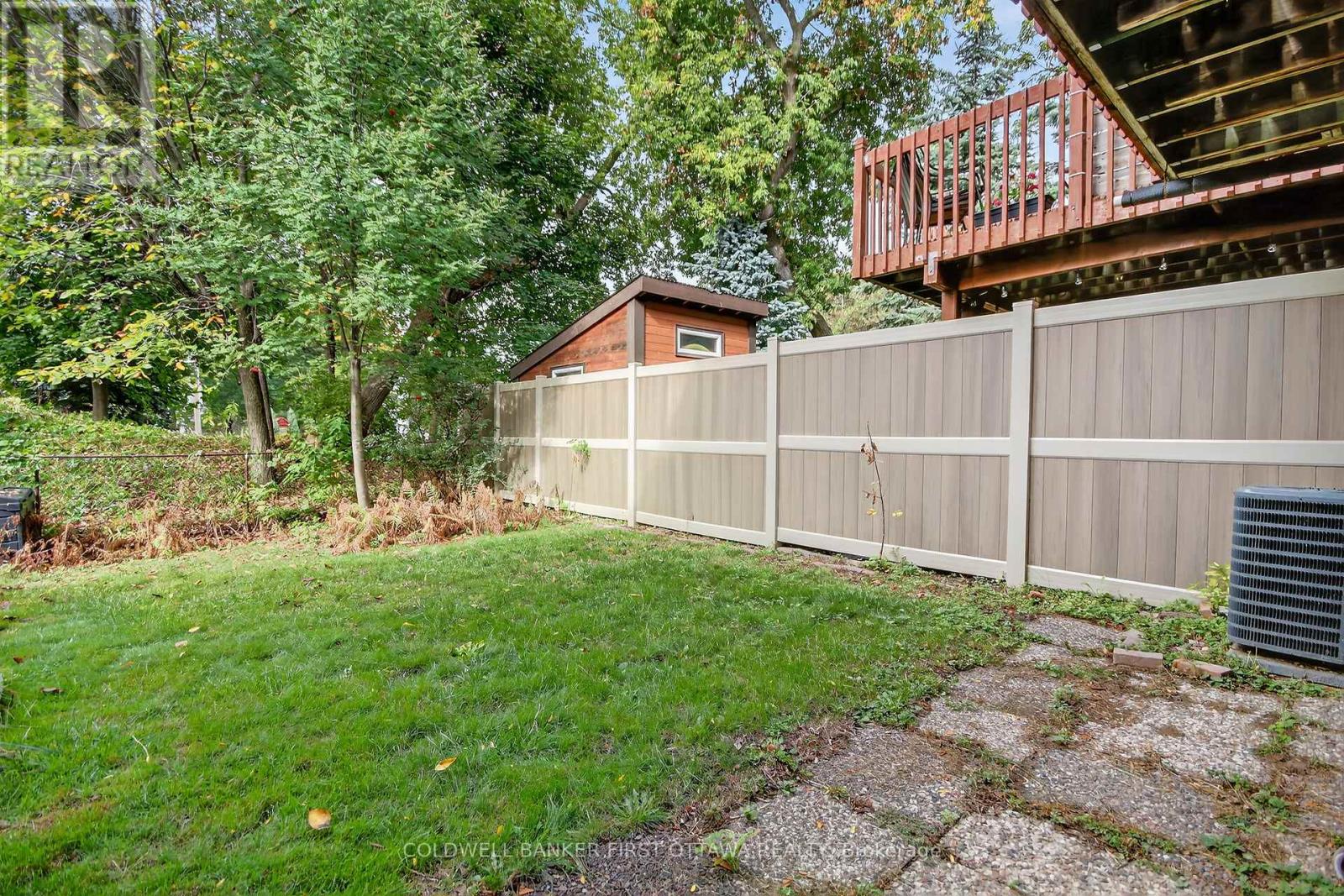 4 Marielle Court, Ottawa, Ontario  K2B 8P4 - Photo 33 - X12430133