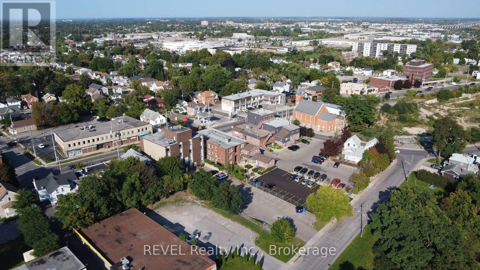 302 - 112 Queenston Street, St. Catharines, Ontario  L2R 2Z4 - Photo 13 - X12430142