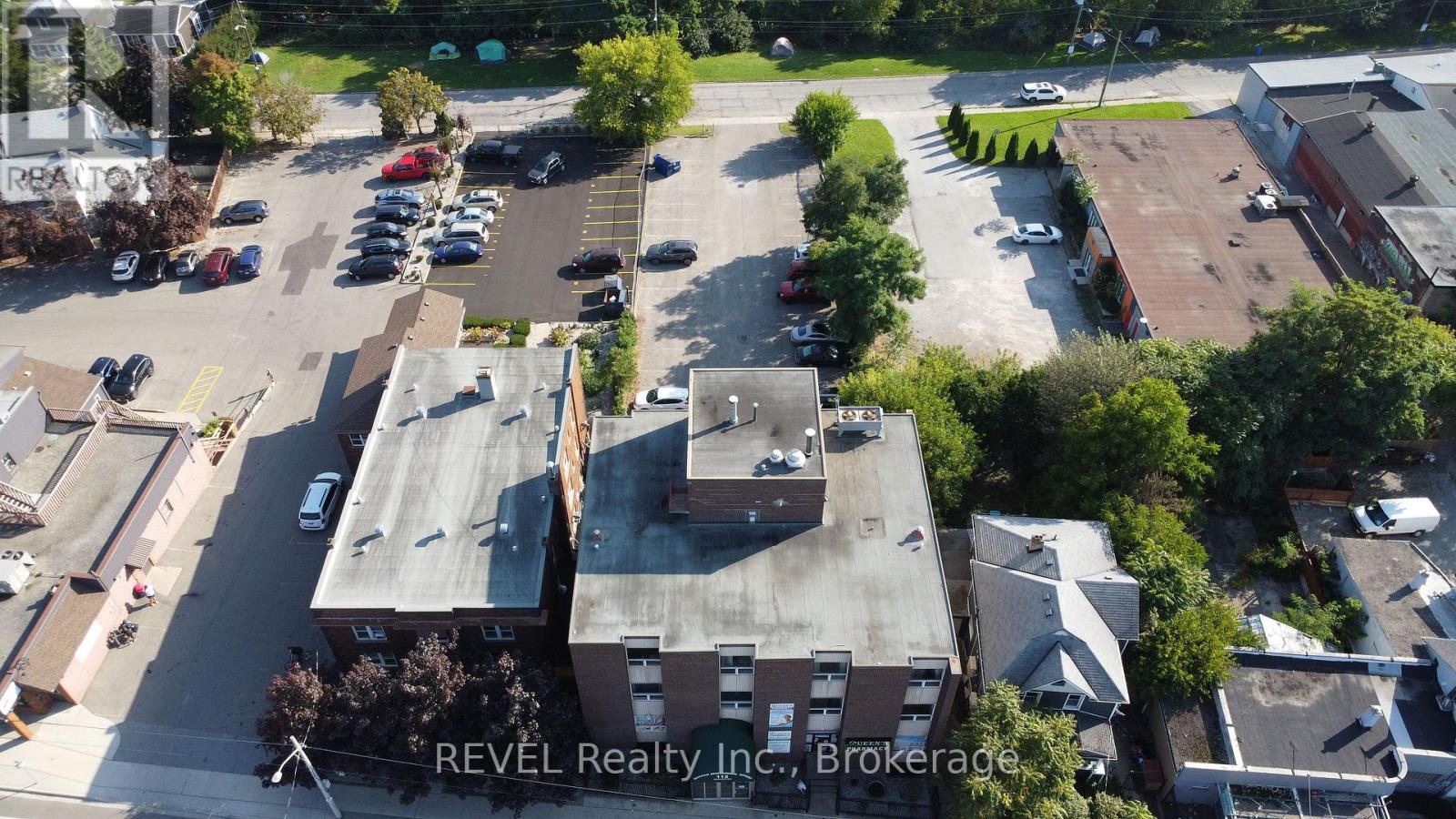 302 - 112 Queenston Street, St. Catharines, Ontario  L2R 2Z4 - Photo 8 - X12430142