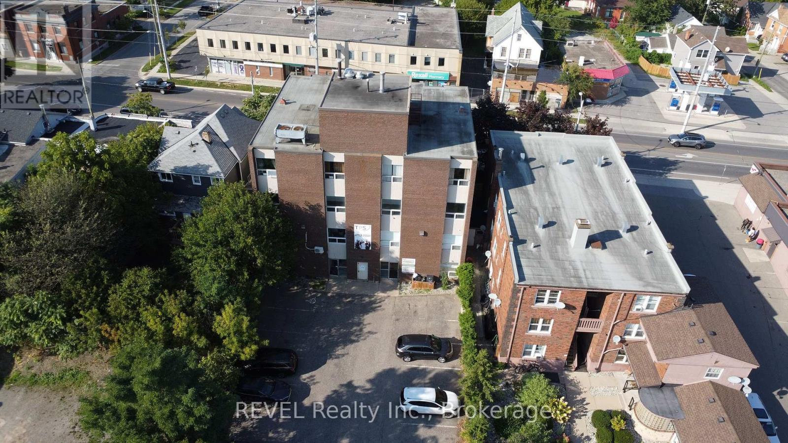 302 - 112 Queenston Street, St. Catharines, Ontario  L2R 2Z4 - Photo 9 - X12430142