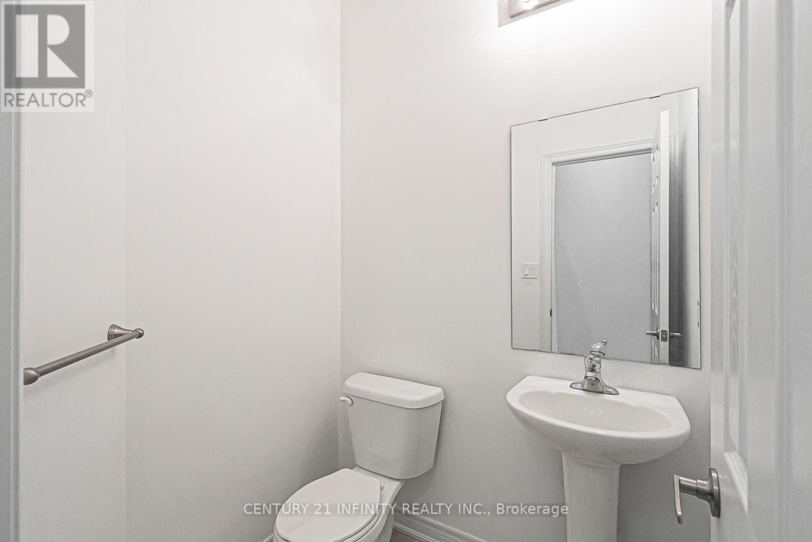38 Wimbledon Court, Whitby, Ontario  L1P 0B7 - Photo 19 - E12424462