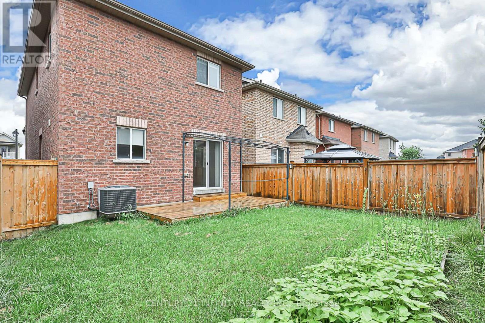 38 Wimbledon Court, Whitby, Ontario  L1P 0B7 - Photo 40 - E12424462