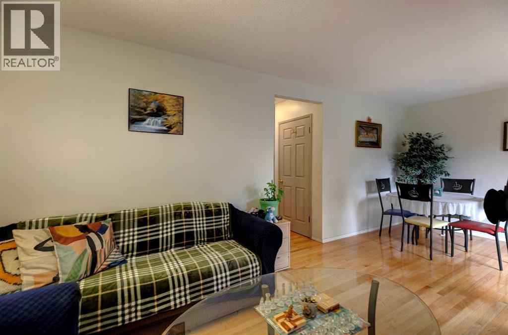 30, 219 90 Avenue SE, Calgary, Alberta