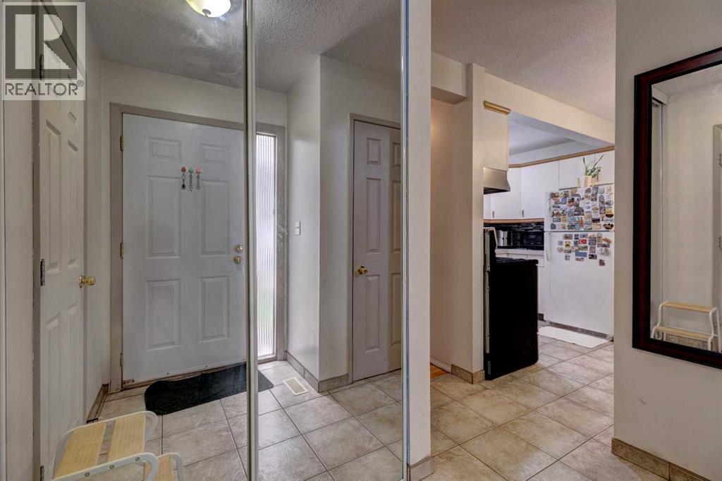 30, 219 90 Avenue Se, Calgary, Alberta  T2J 0A3 - Photo 4 - A2254329