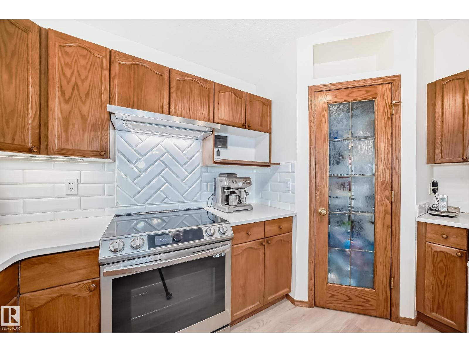 2115 36 Av Nw, Edmonton, Alberta  T6T 1S3 - Photo 12 - E4459796