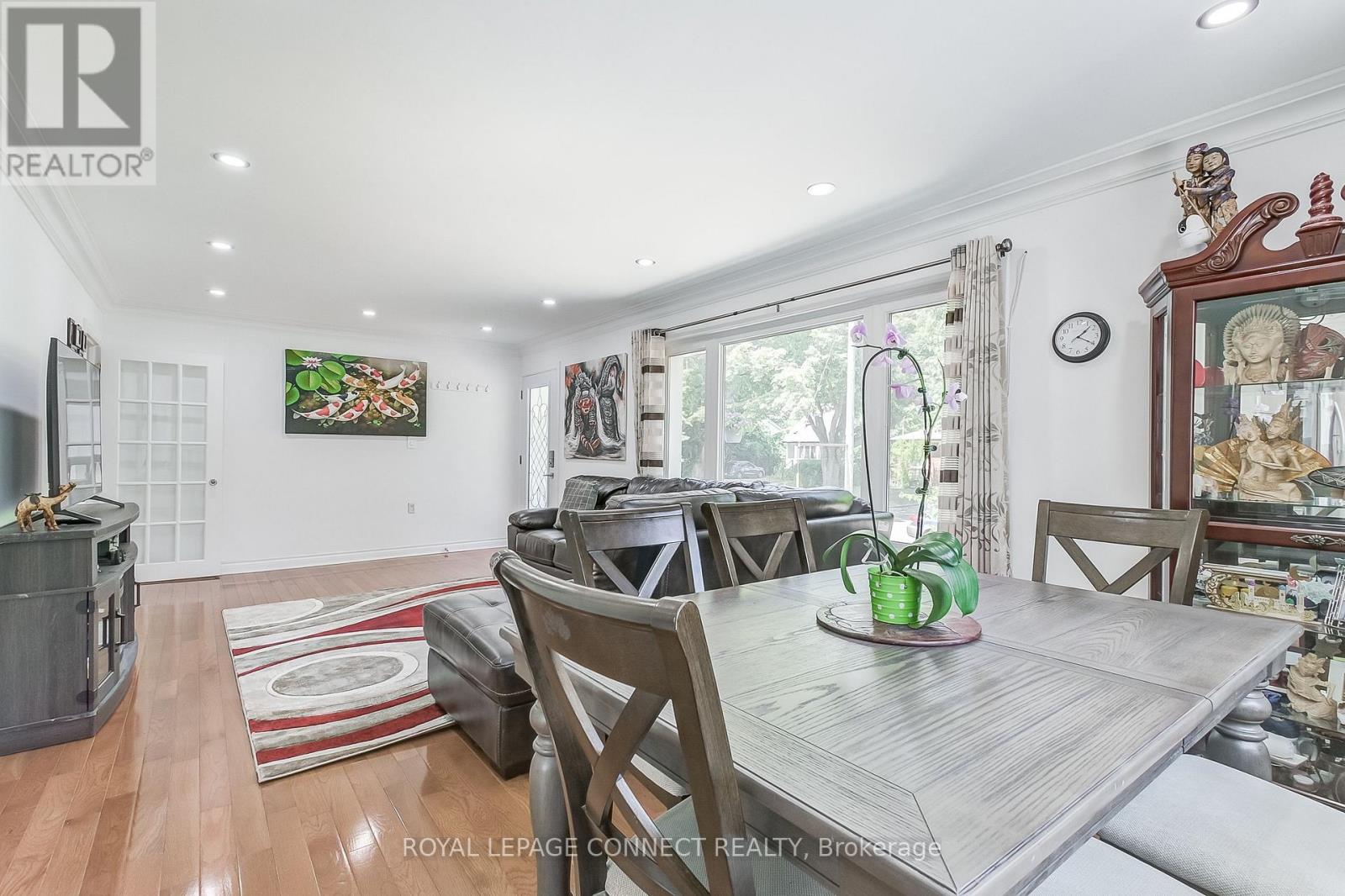 27 Horton Boulevard, Toronto, Ontario  M1J 1K7 - Photo 6 - E12430137