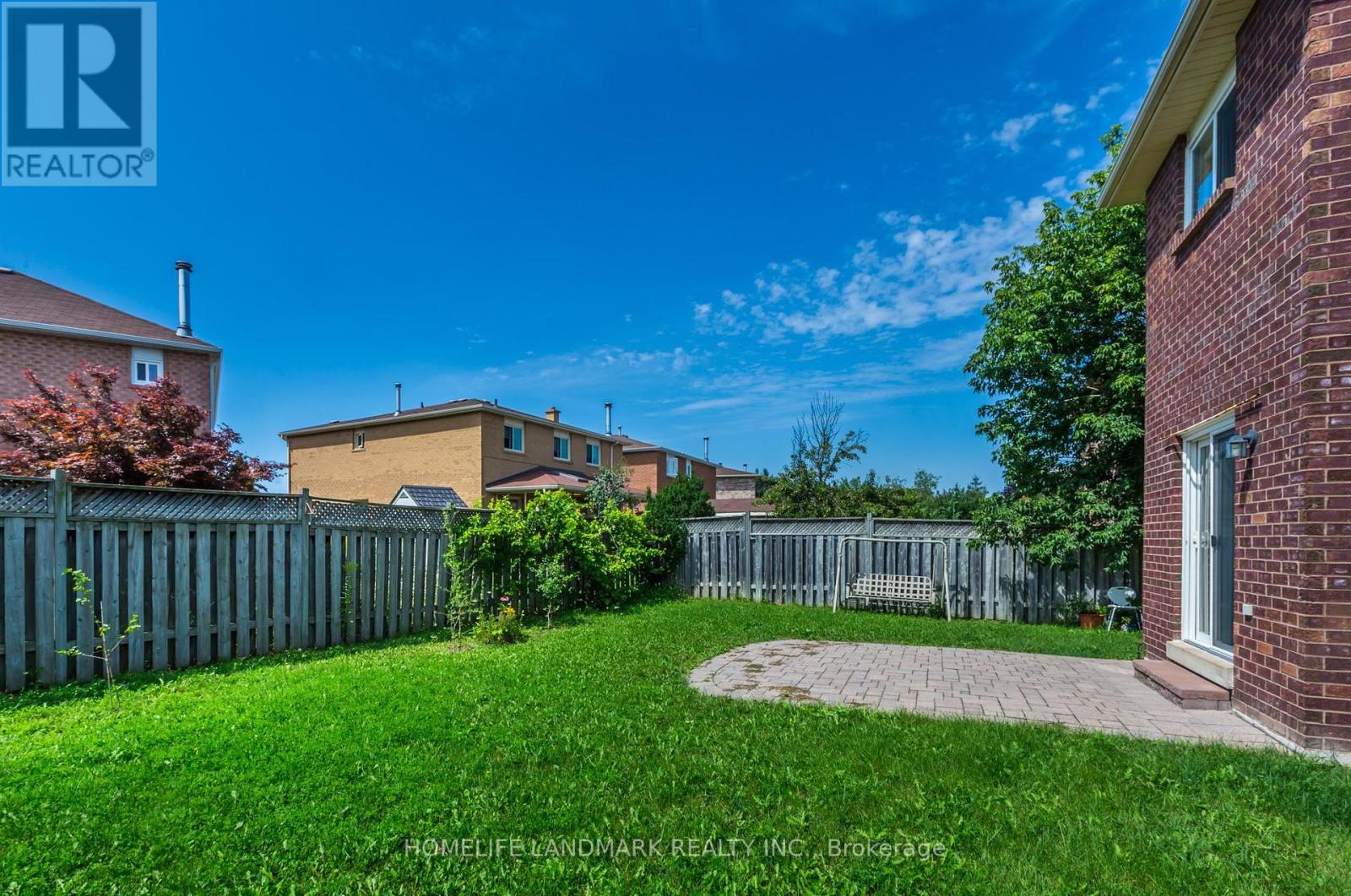 121 Bernard Avenue, Richmond Hill, Ontario  L4C 9Z5 - Photo 39 - N12427021