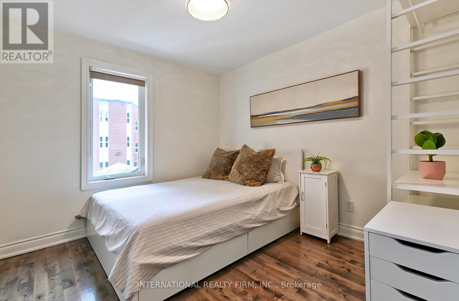 717 Palmerston Avenue, Toronto, Ontario  M6G 2R2 - Photo 18 - C12430149
