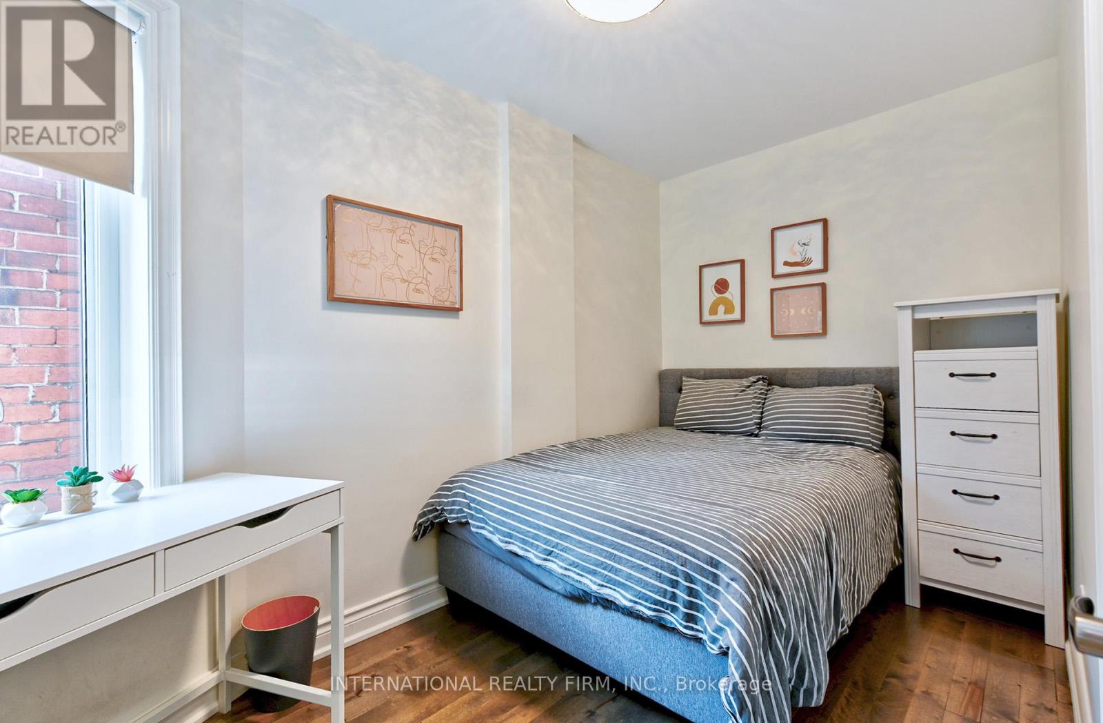 717 Palmerston Avenue, Toronto, Ontario  M6G 2R2 - Photo 21 - C12430149