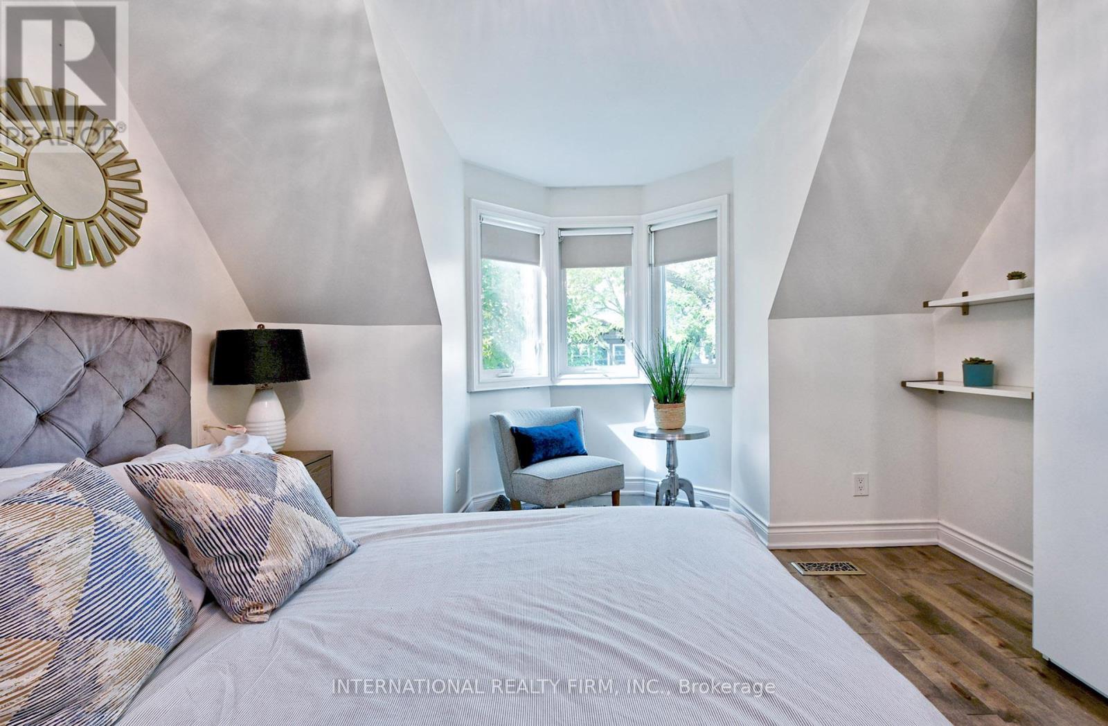 717 Palmerston Avenue, Toronto, Ontario  M6G 2R2 - Photo 24 - C12430149