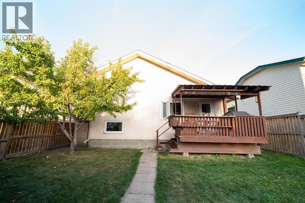 14 Edgington Avenue, Red Deer, Alberta  T4R 2K9 - Photo 10 - A2259870