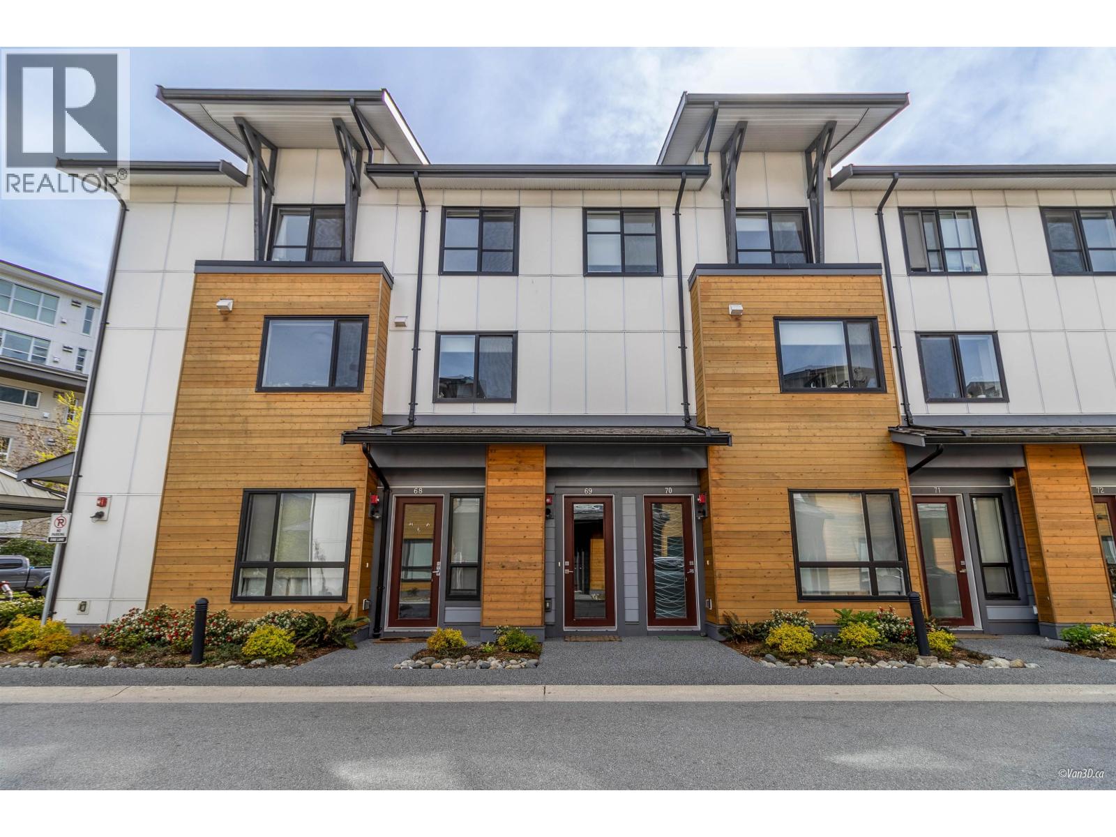 69 1188 Main Street, Squamish, British Columbia  V8B 0Z3 - Photo 1 - R3052270