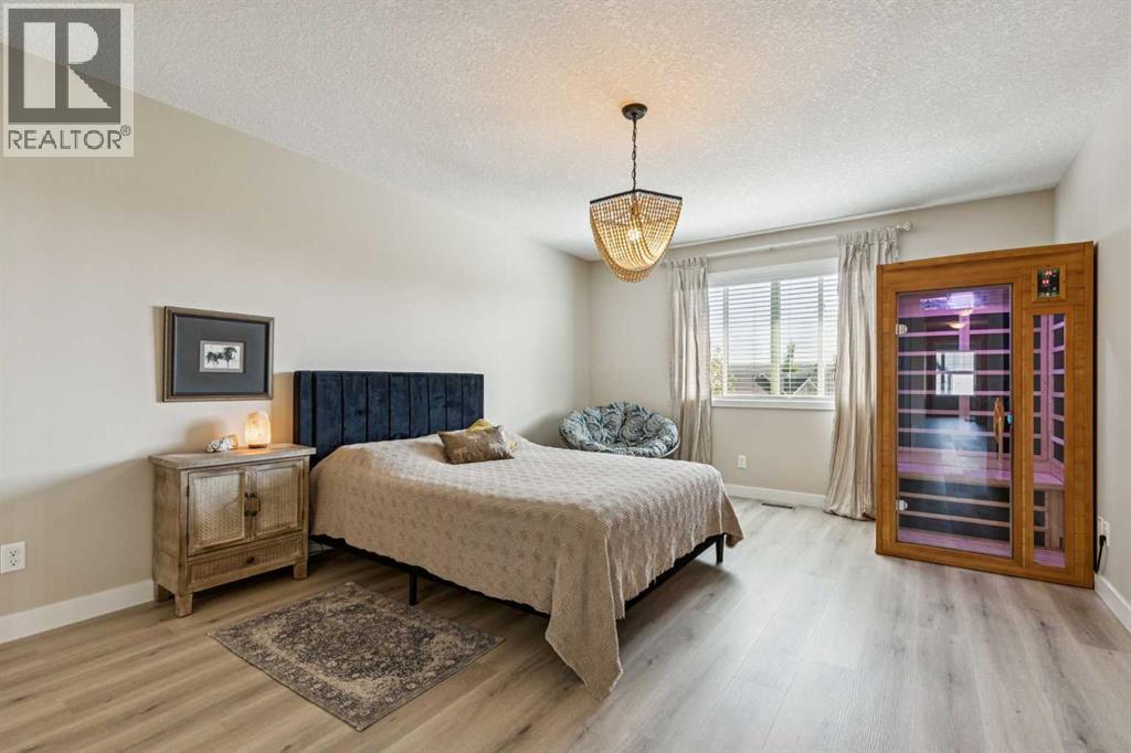 36 Sunrise Crescent, Cochrane, Alberta  T4C 0Z9 - Photo 32 - A2259386