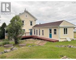 4282 & 4290 Walton Woods Road, Walton, Ca