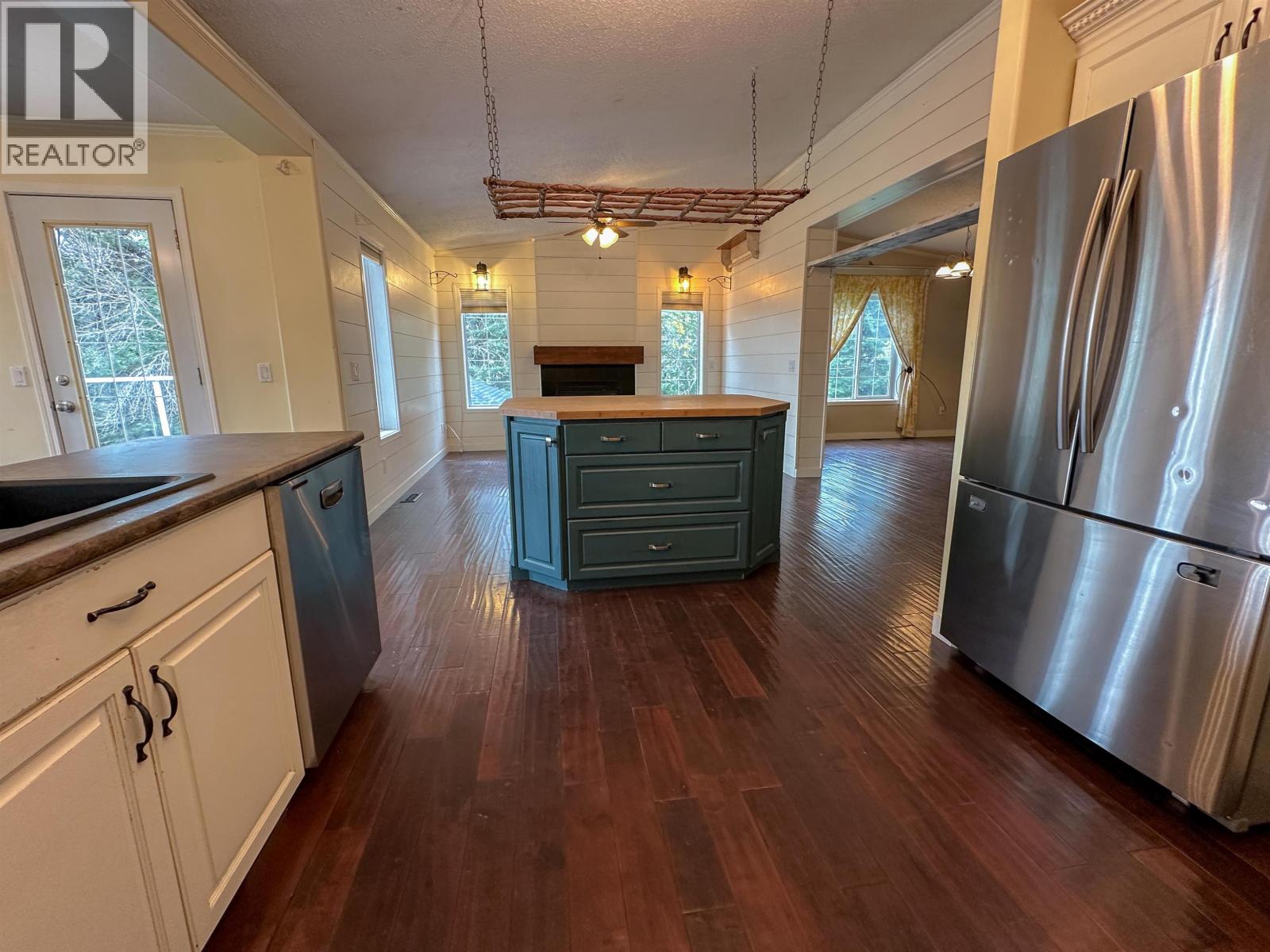 1130 Funk Road, Vanderhoof, British Columbia  V0J 3A2 - Photo 9 - R3051281