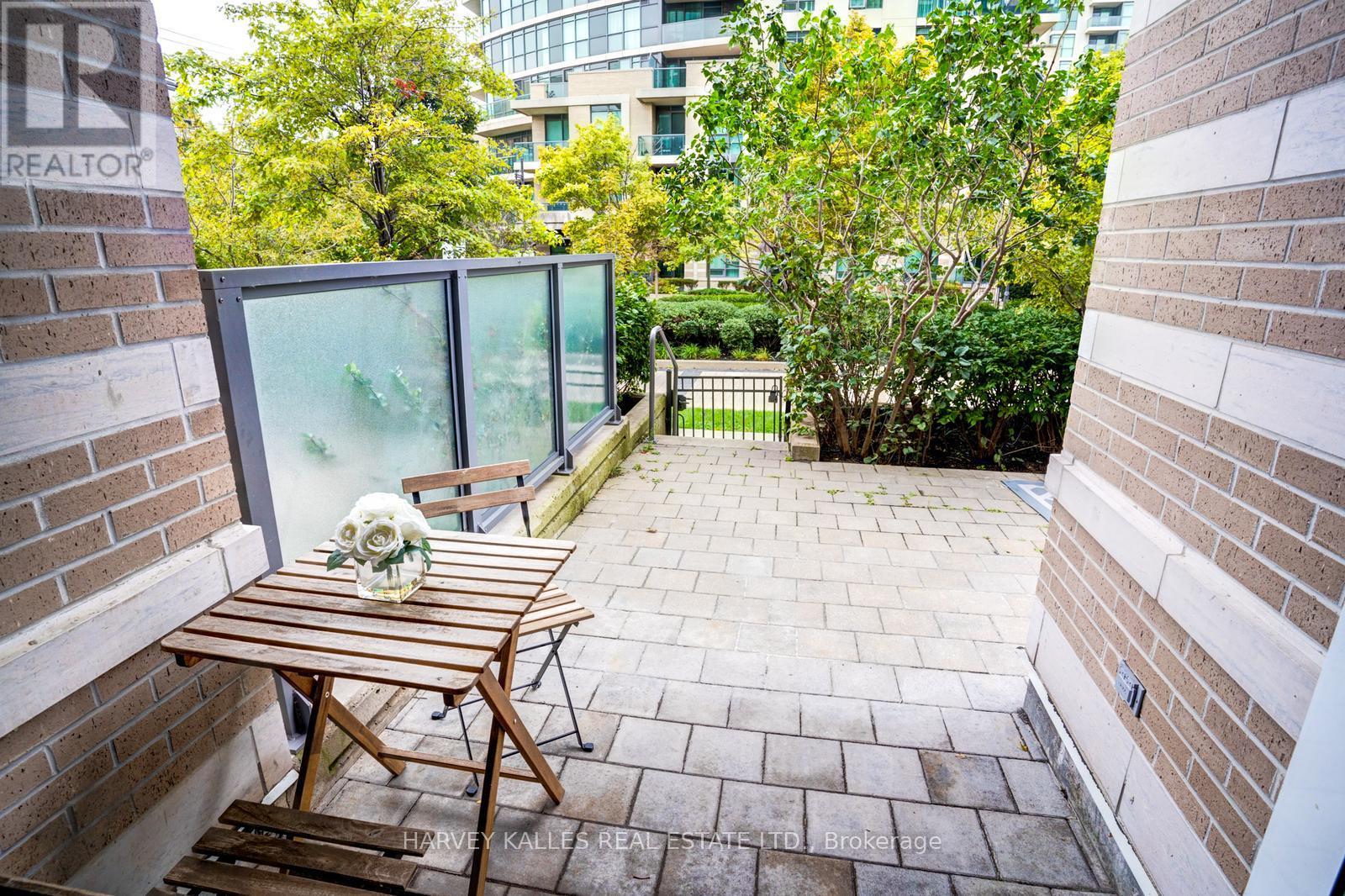 109 - 215 Sherway Gardens Road, Toronto, Ontario  M9C 0A4 - Photo 6 - W12430151