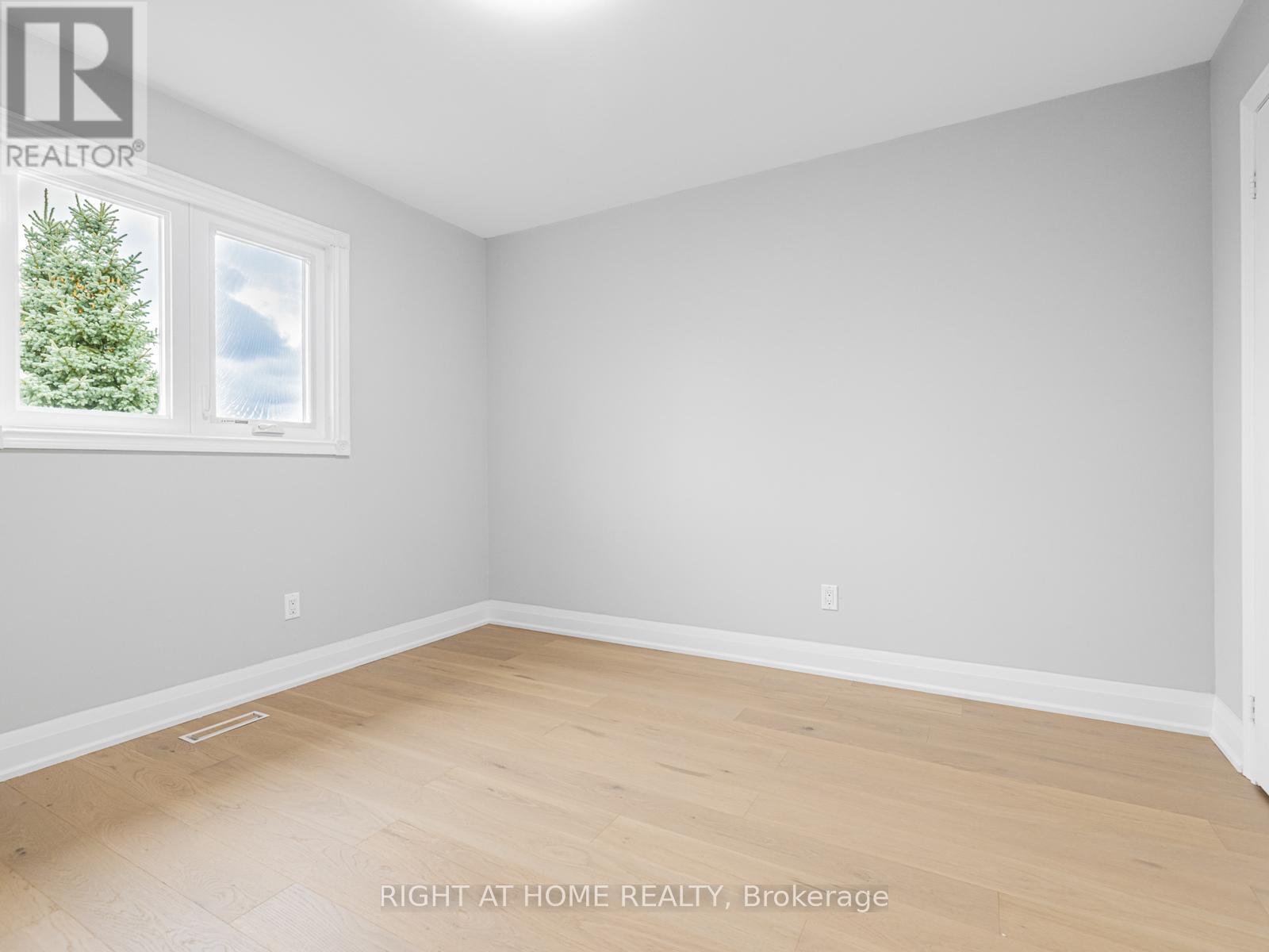 43 Farmstead Road, Richmond Hill, Ontario  L4S 1W3 - Photo 18 - N12428636