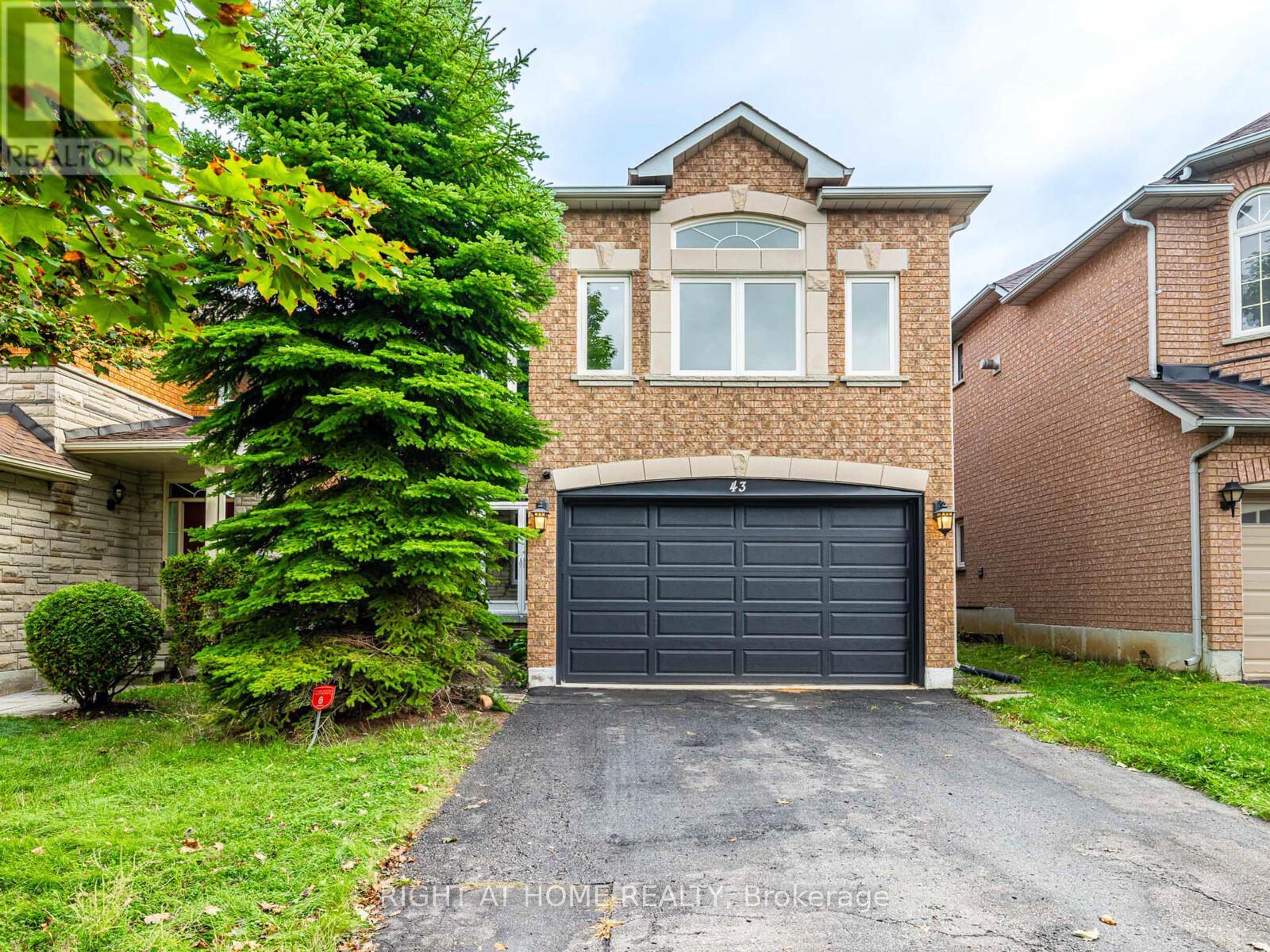 43 FARMSTEAD ROAD, Richmond Hill, Ontario