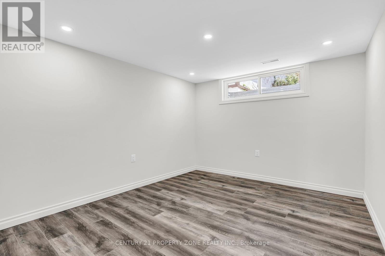 1312 River Road W, Wasaga Beach, Ontario  L9Z 2W6 - Photo 32 - S12429570