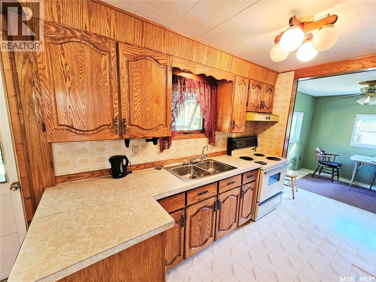 24 Joseph Street, Dubuc, Saskatchewan  S0A 0R0 - Photo 4 - SK019491
