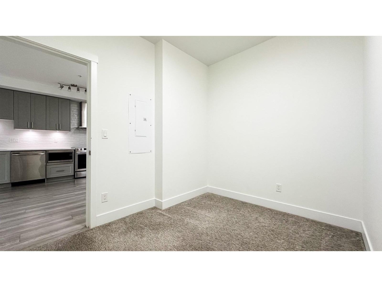 304 13978 Fraser Highway, Surrey, British Columbia  V3T 0P2 - Photo 16 - R3050811