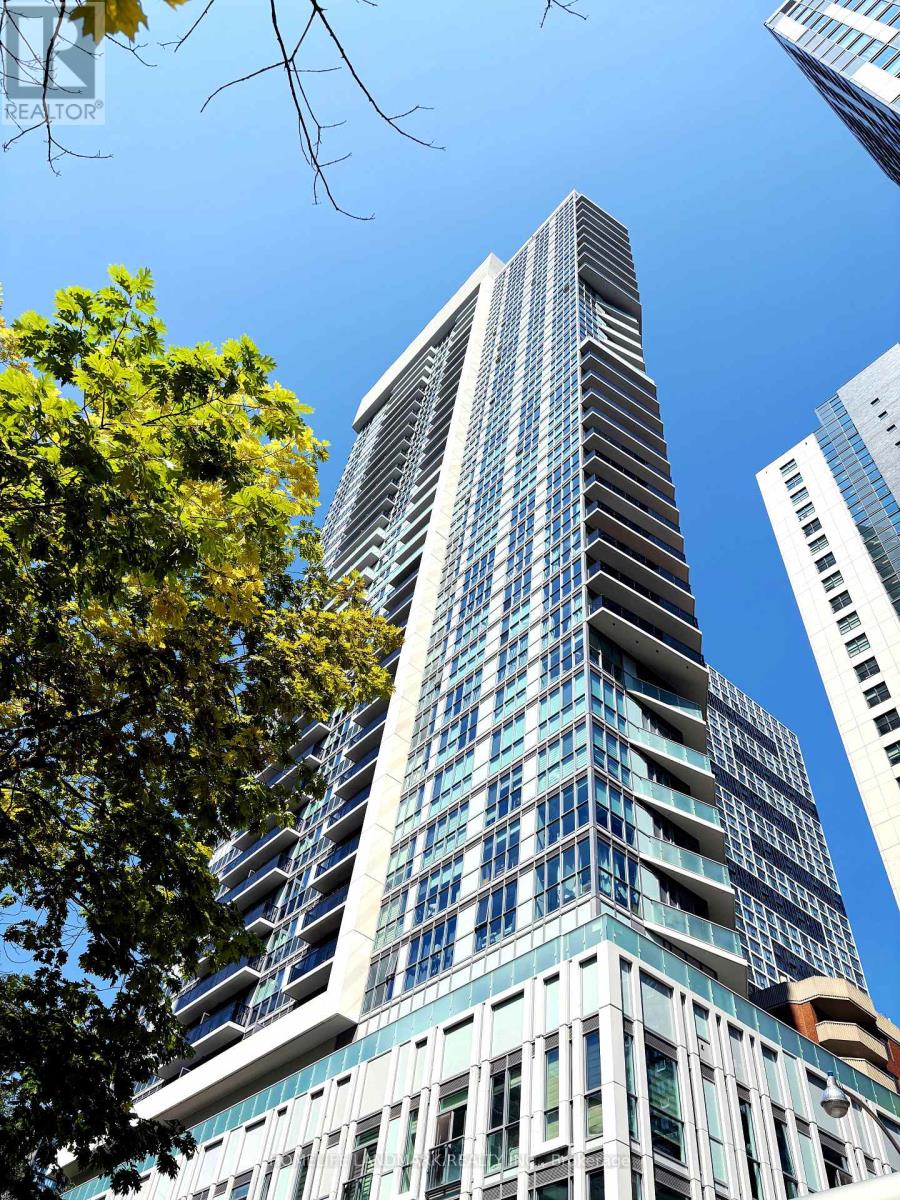 405 - 77 MUTUAL STREET, Toronto, Ontario