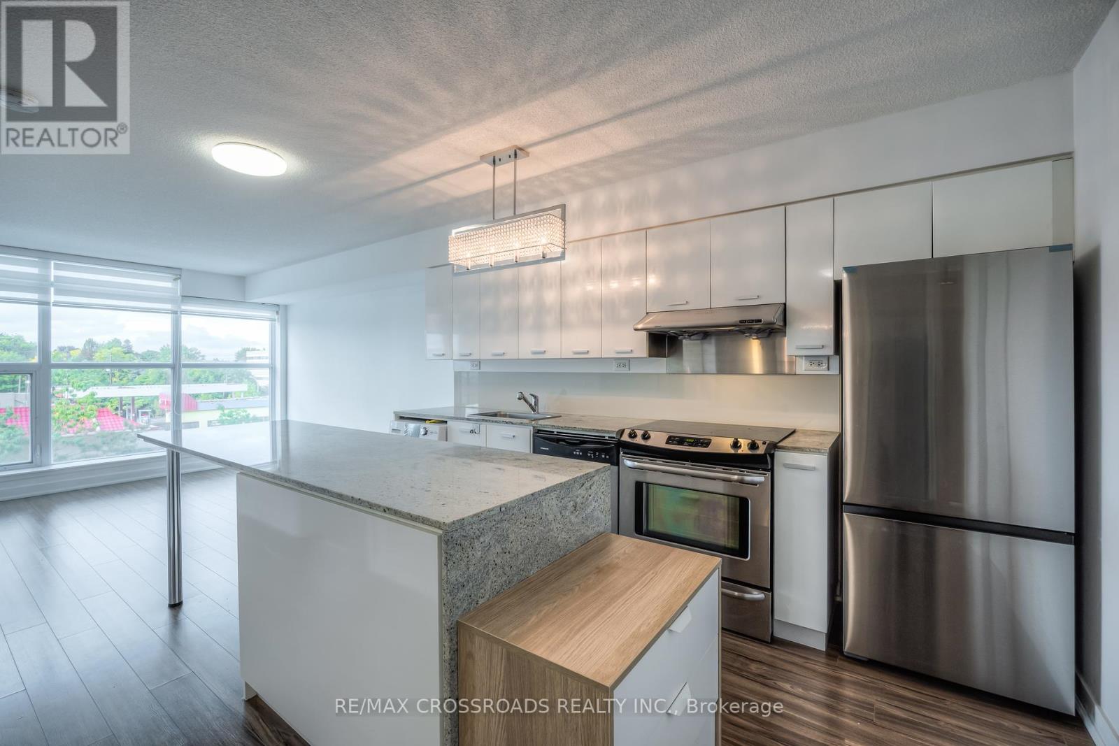 206 - 15 Singer Court, Toronto, Ontario  M2K 0B1 - Photo 9 - C12430167