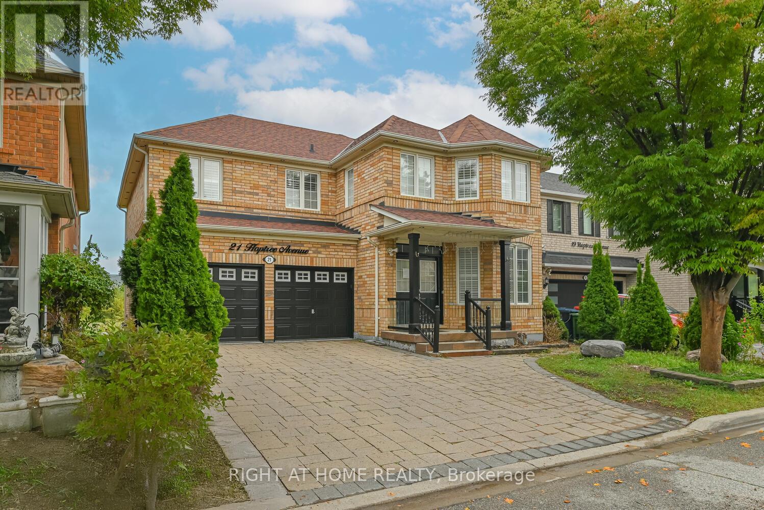 21 HOPTREE AVENUE, Toronto, Ontario