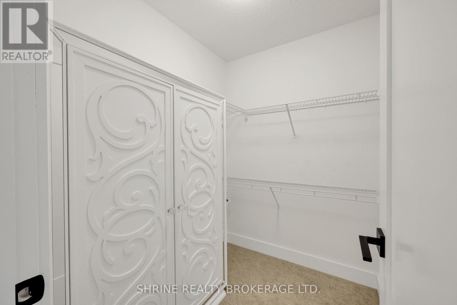 1866 Fountain Grass Drive, London South, Ontario  N6K 0K7 - Photo 33 - X12430170