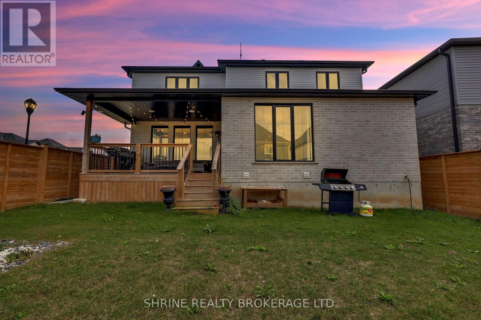 1866 Fountain Grass Drive, London South, Ontario  N6K 0K7 - Photo 50 - X12430170
