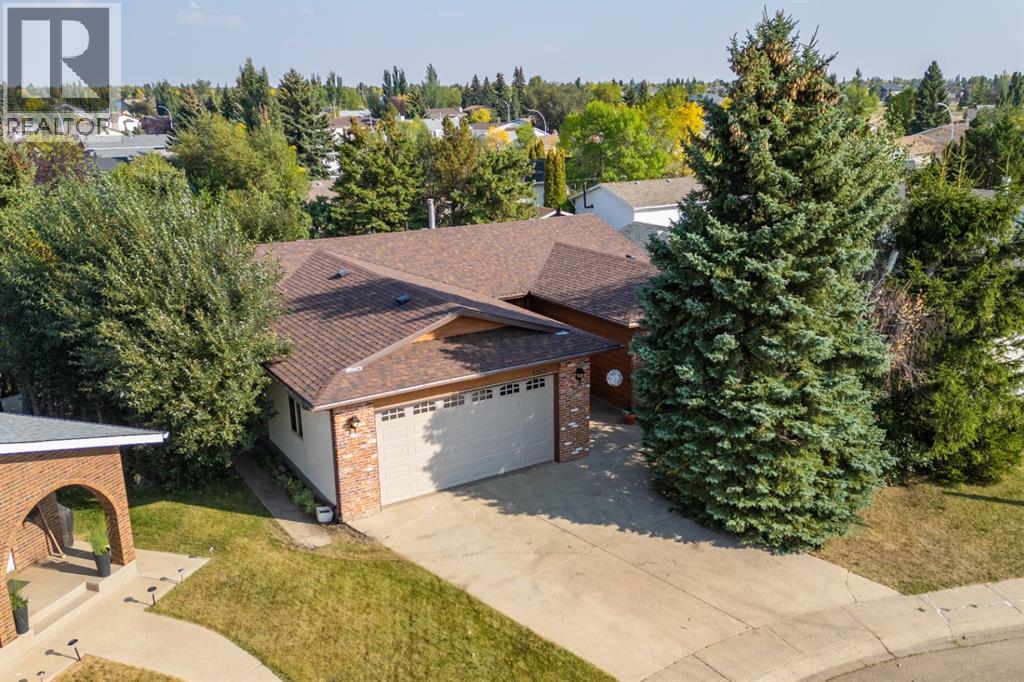4305 74 Street, Camrose, Alberta  T4V 3V3 - Photo 1 - A2260477