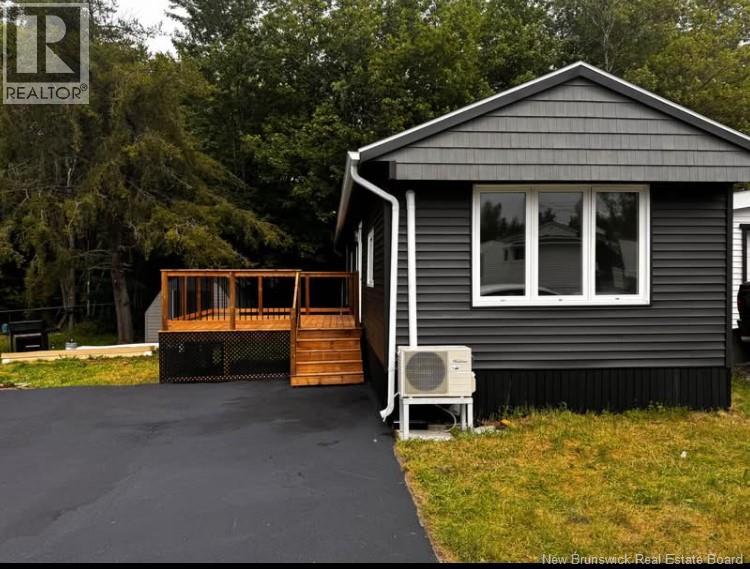 21 Cascade Avenue, Moncton, New Brunswick  E1E 2J8 - Photo 2 - NB127239
