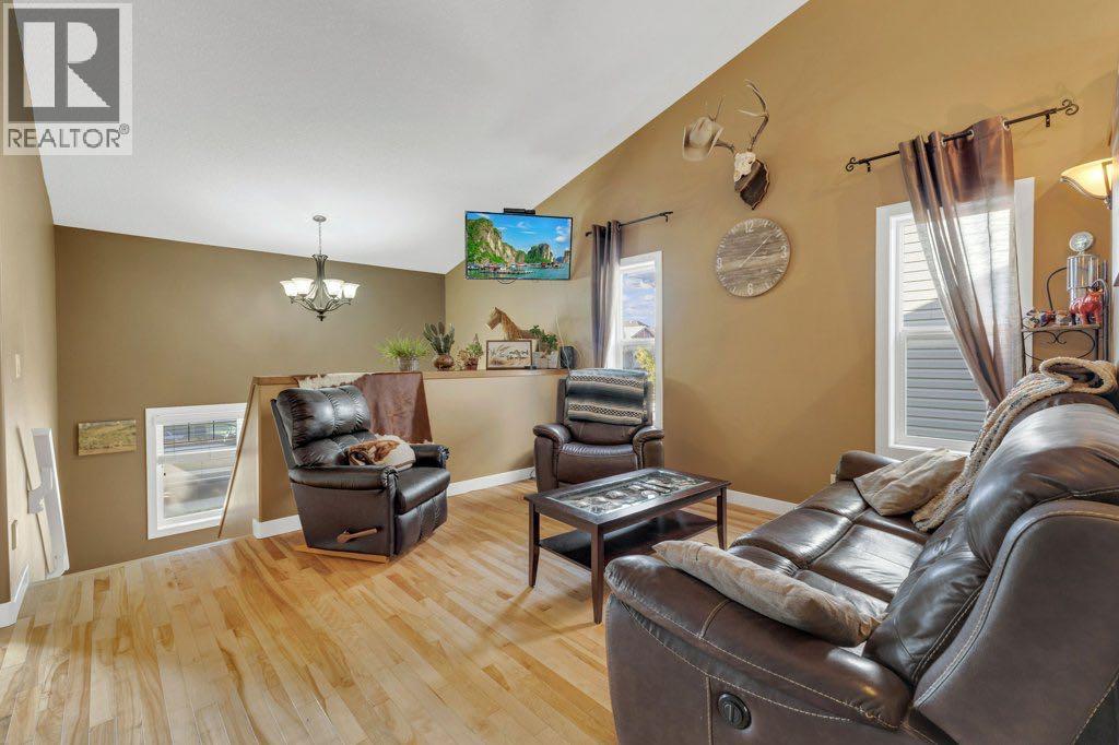 132 Vickers Close, Red Deer, Alberta  T4R 0C8 - Photo 18 - A2259015
