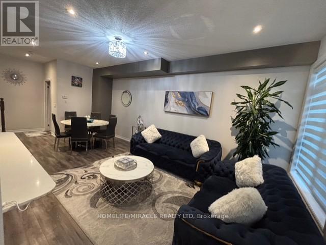 33 - 181 Parktree Drive, Vaughan, Ontario  L6A 5B1 - Photo 15 - N12427219
