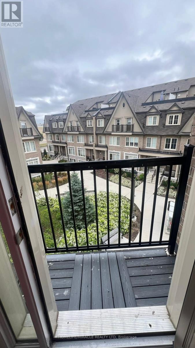 33 - 181 Parktree Drive, Vaughan, Ontario  L6A 5B1 - Photo 13 - N12427219