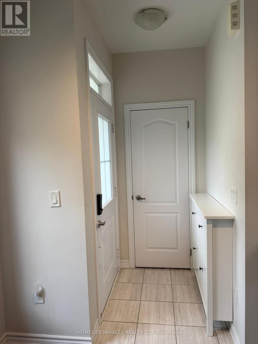 33 - 181 Parktree Drive, Vaughan, Ontario  L6A 5B1 - Photo 7 - N12427219