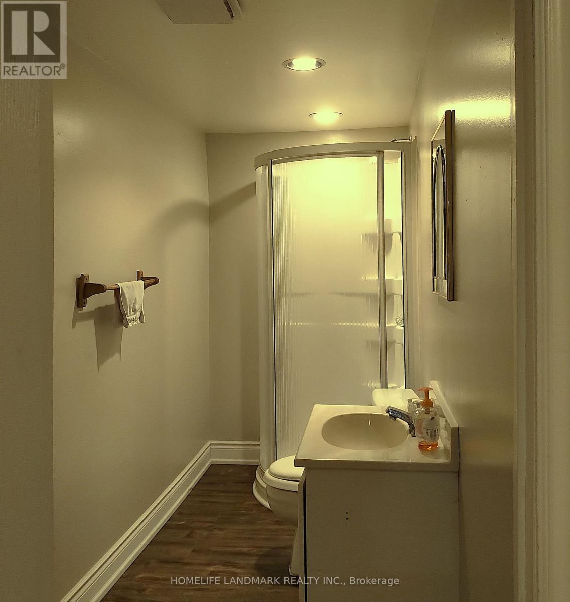 3666 Sawmill Valley Drive, Mississauga, Ontario  L5L 2P6 - Photo 33 - W12427447