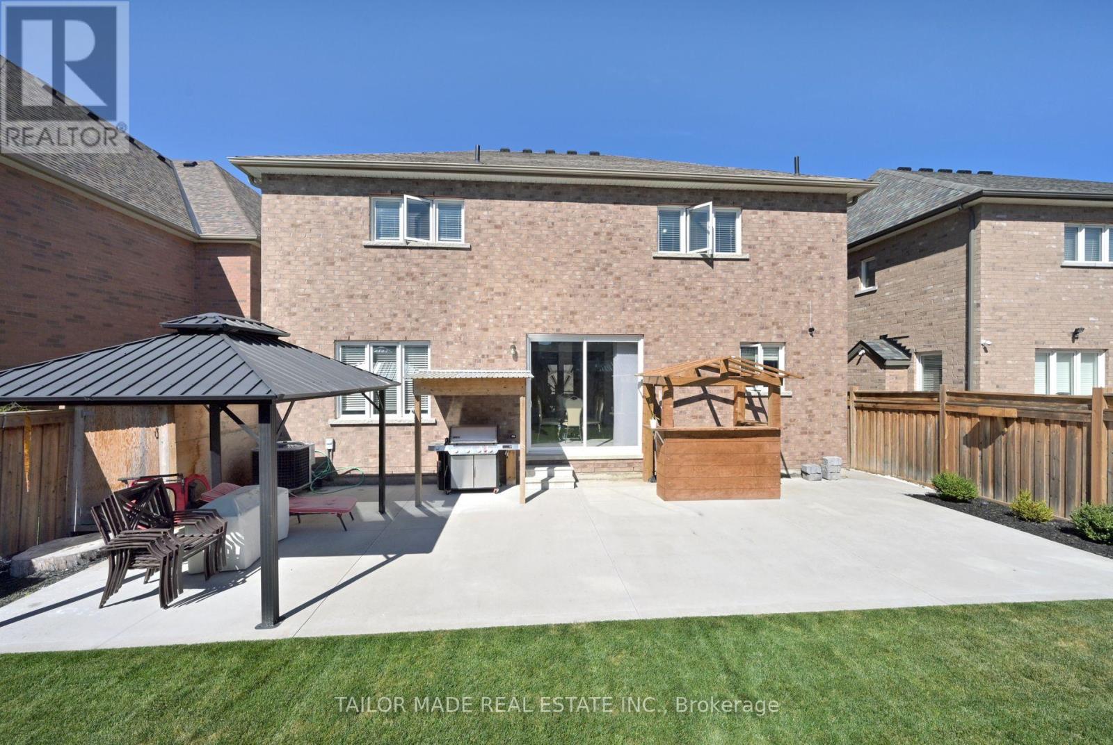 73 Morrison Avenue, New Tecumseth, Ontario  L9R 0H5 - Photo 40 - N12430171