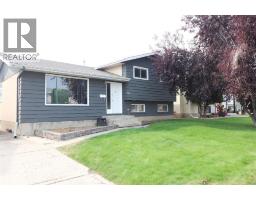 444 Sissons Crescent SE SE Southridge