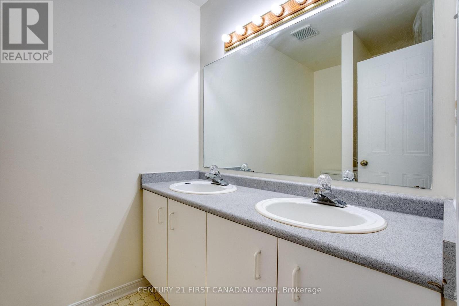 89 - 9 Ailsa Place, London South, Ontario  N5Z 4Z6 - Photo 24 - X12430179
