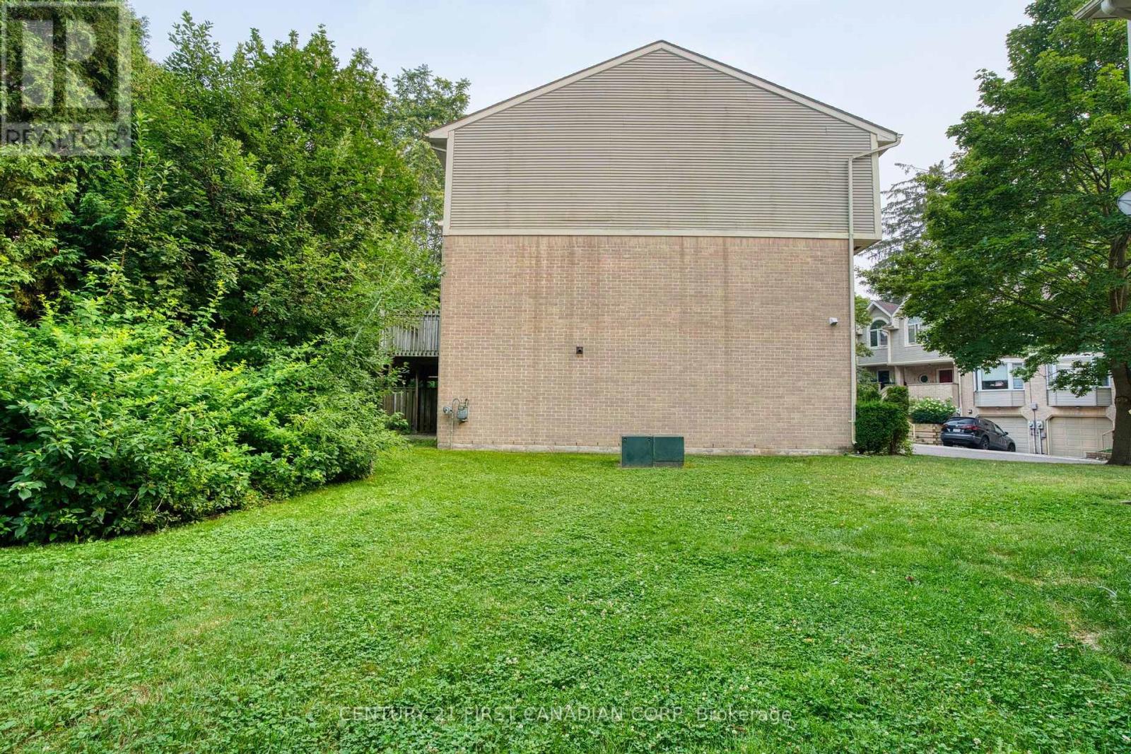 89 - 9 Ailsa Place, London South, Ontario  N5Z 4Z6 - Photo 32 - X12430179