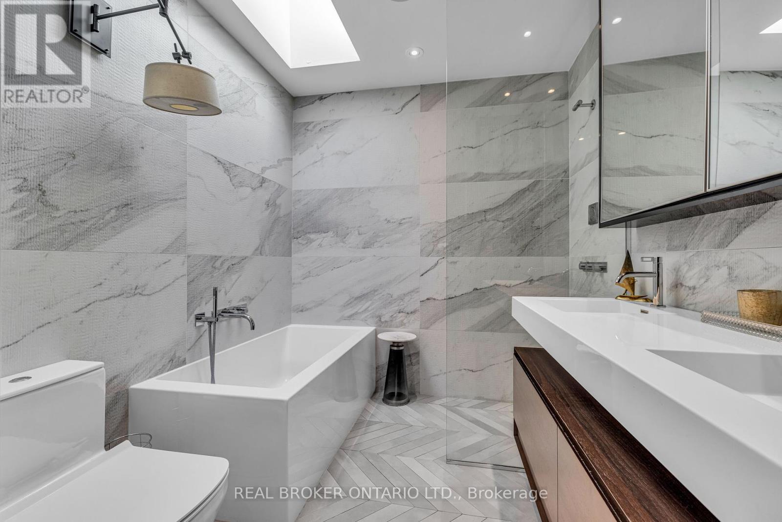287 Dovercourt Avenue, Ottawa, Ontario  K1Z 7H4 - Photo 22 - X12430176
