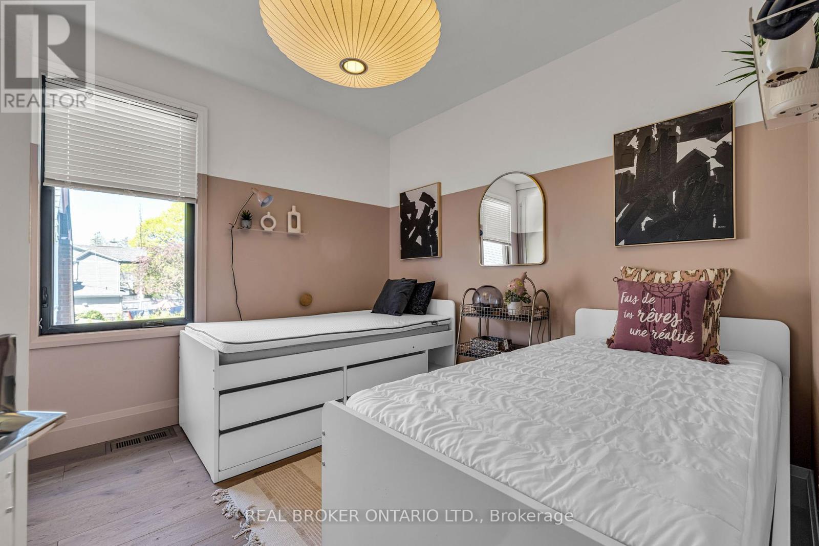 287 Dovercourt Avenue, Ottawa, Ontario  K1Z 7H4 - Photo 25 - X12430176