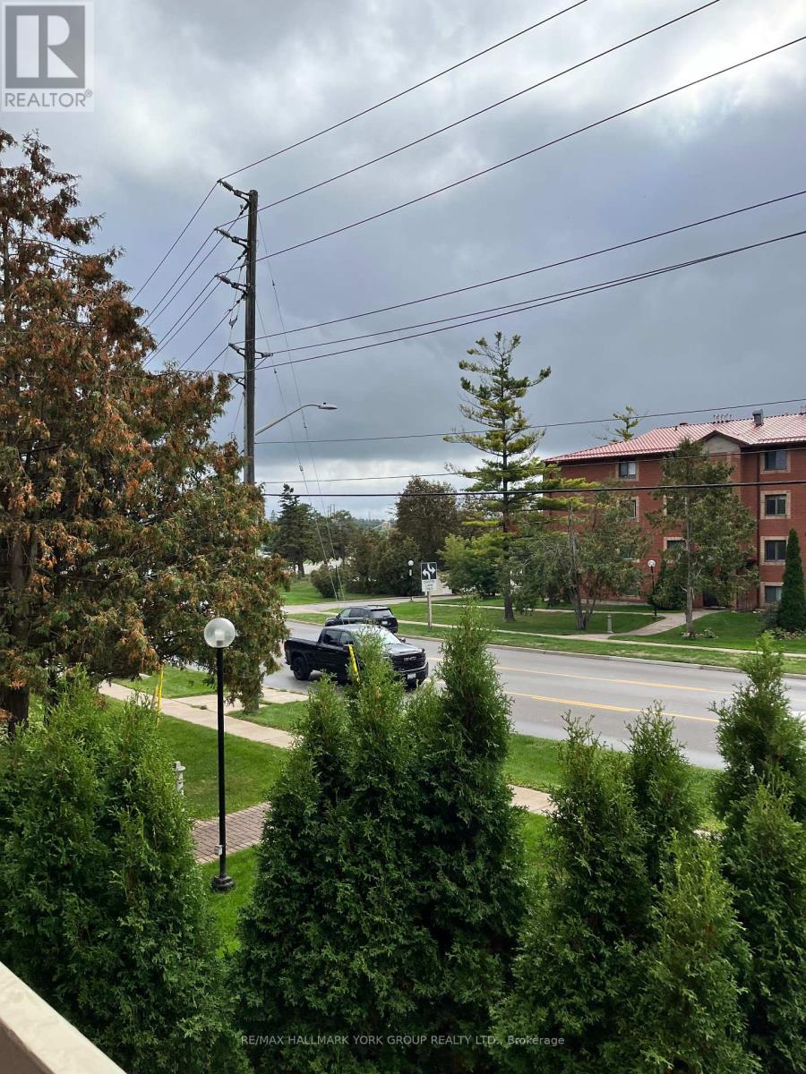 O5 - 131 Edgehill Drive, Barrie, Ontario  L4N 1L9 - Photo 7 - S12427779