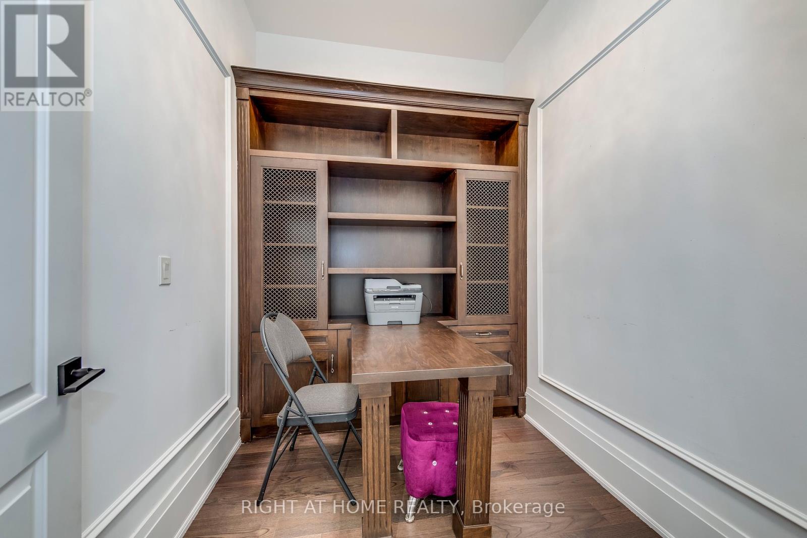 523 Brookside Drive, Oakville, Ontario  L6K 1R4 - Photo 17 - W12425330