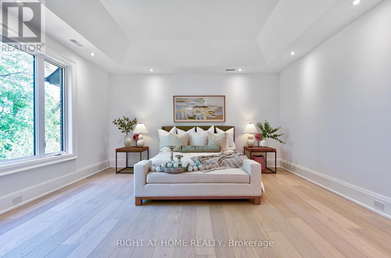27 Hurlingham Crescent, Toronto, Ontario  M3B 2P9 - Photo 25 - C12430177